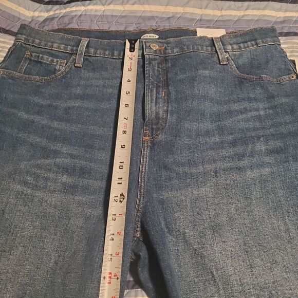 NEW Old Navy Plus Size 18 High Rise 7" Inseam Raw Hem Cut Off Shorts - Picture 9 of 10